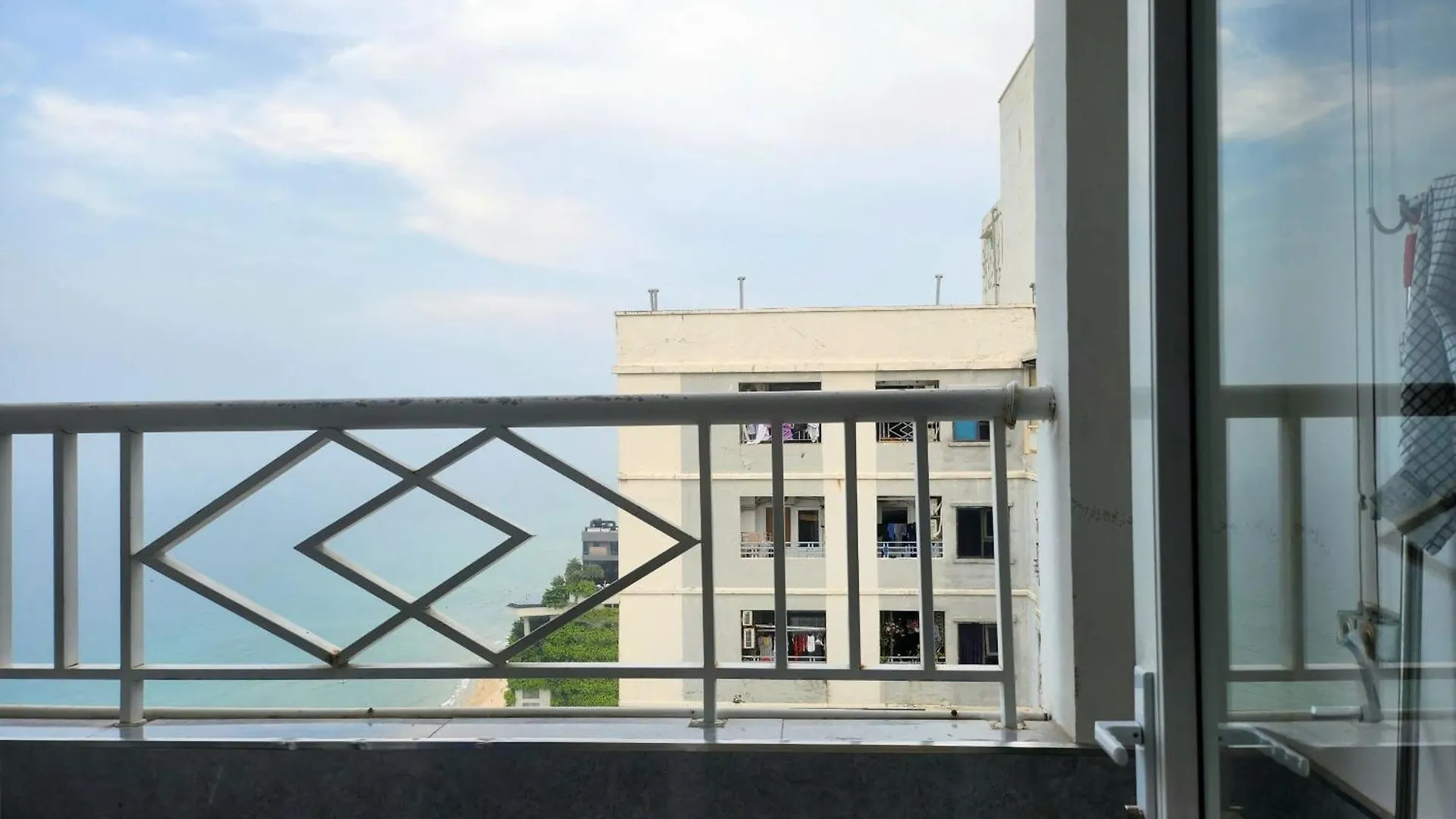 Apartment 2 Bedroom Rooftop My Khe Beachfront An Thuong Area Da Nang