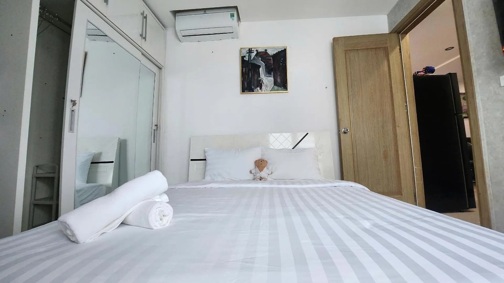 2 Bedroom Rooftop My Khe Beachfront An Thuong Area Da Nang Apartment