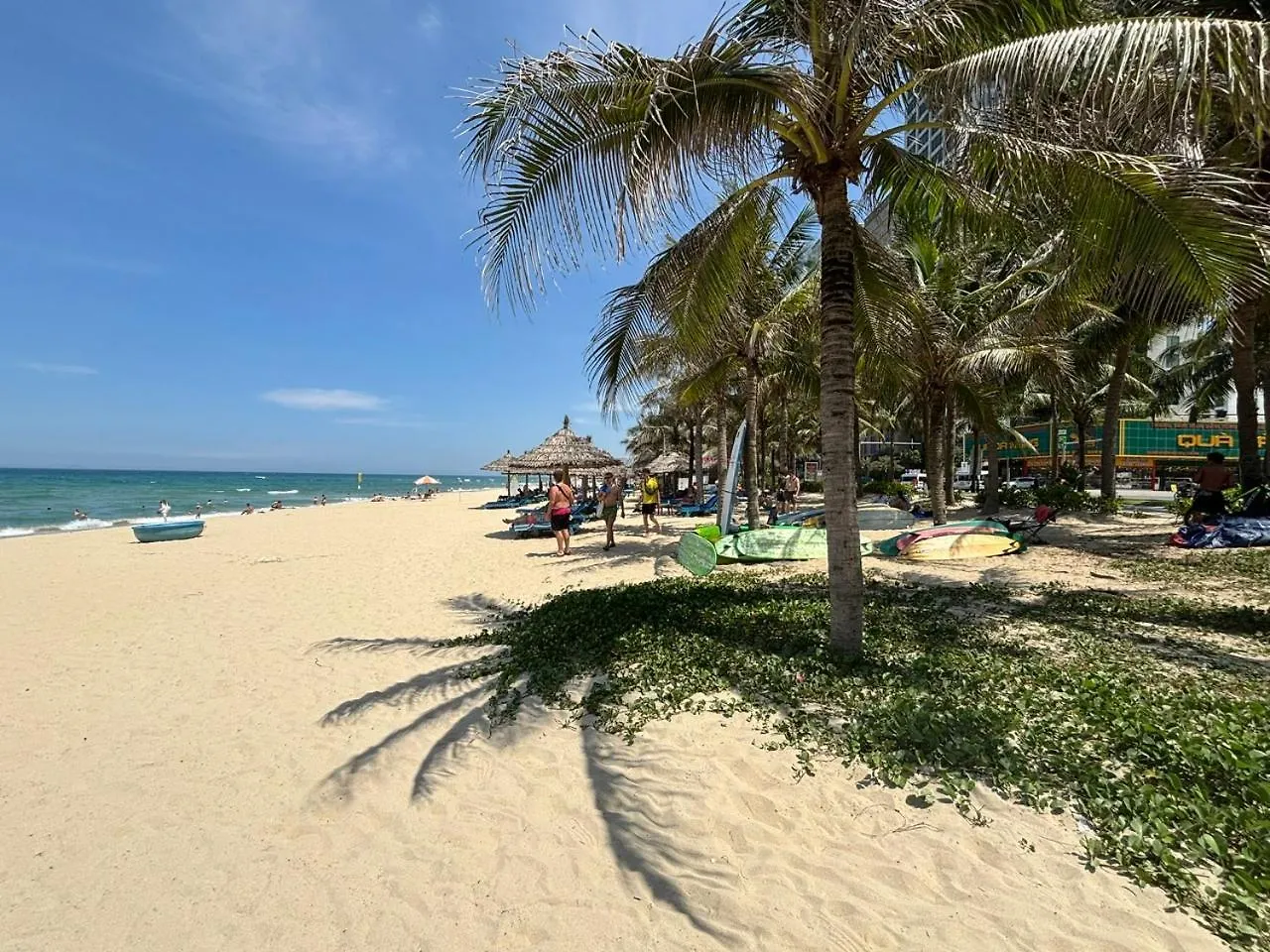 2 Bedroom Rooftop My Khe Beachfront An Thuong Area Da Nang